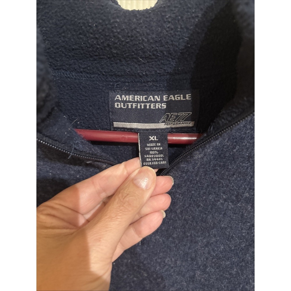American Eagle Quarter Zip‎ Lambswool Sweater Mock Neck Size XL  Navy Blue - Picture 2 of 3